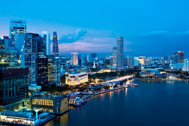 FULLERTON BAY HOTEL SINGAPORE